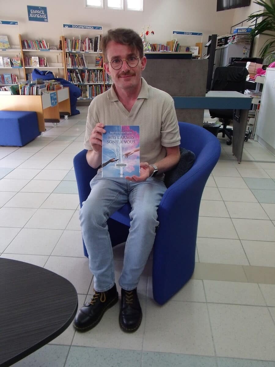 Um testemunho comovente na biblioteca de mídia