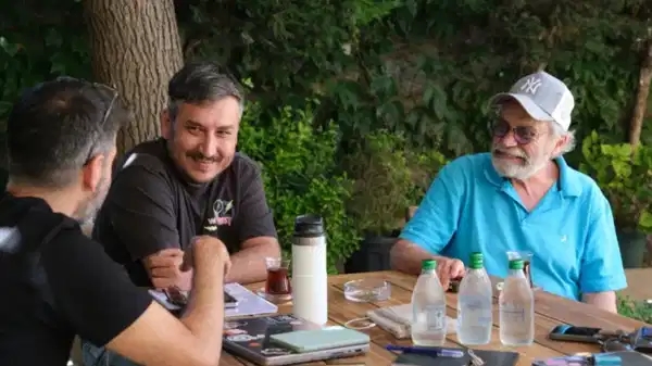 Haluk Bilginer and Feyyaz Yiğit team up for the same film! The film's title and release date have been announced...