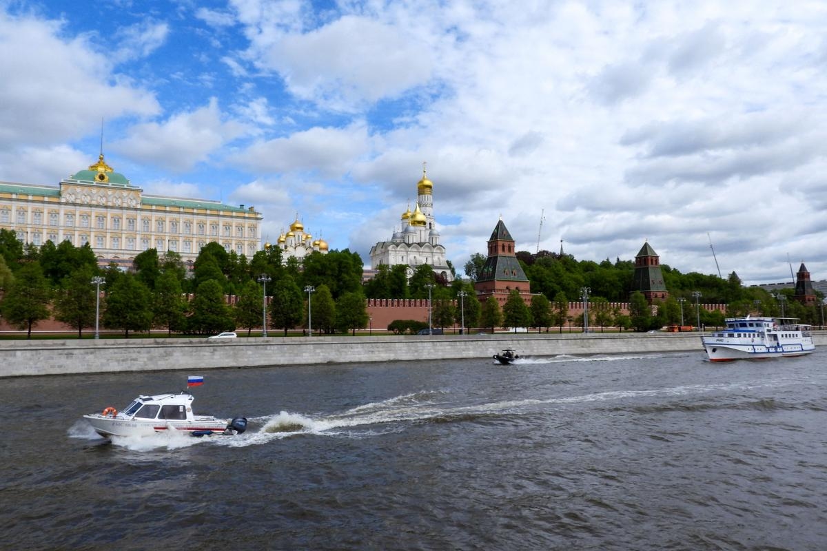 Guerra en Ucrania: Rusia atacada por cientos de drones, varios aeropuertos cerrados
