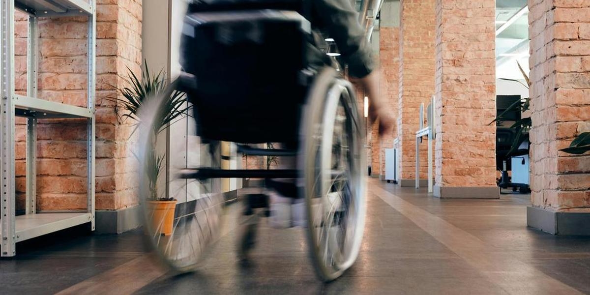 Exmédico de Burdeos procesado por proporcionar tratamientos no autorizados para enfermedades incurables