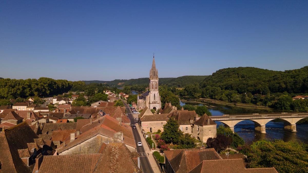 En imágenes. Las bastidas más hermosas del Périgord vistas desde el cielo: Lalinde, la primera bastida inglesa.