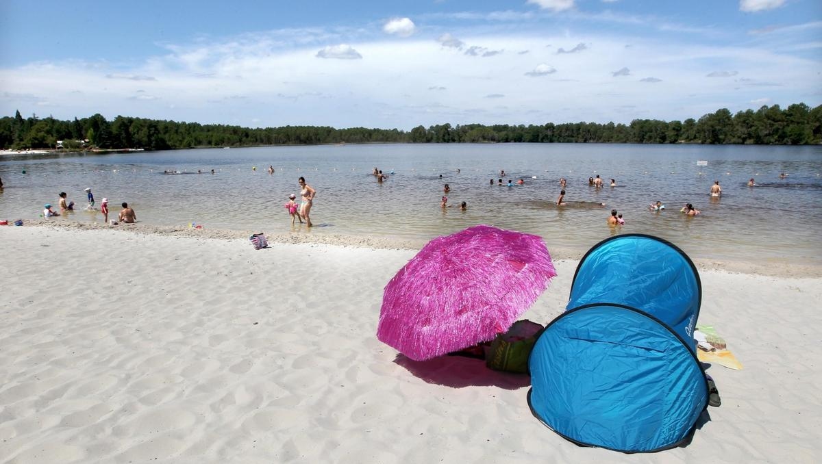 In der Gironde ist ein dritter Badebereich wegen möglicher Cyanobakterien verboten