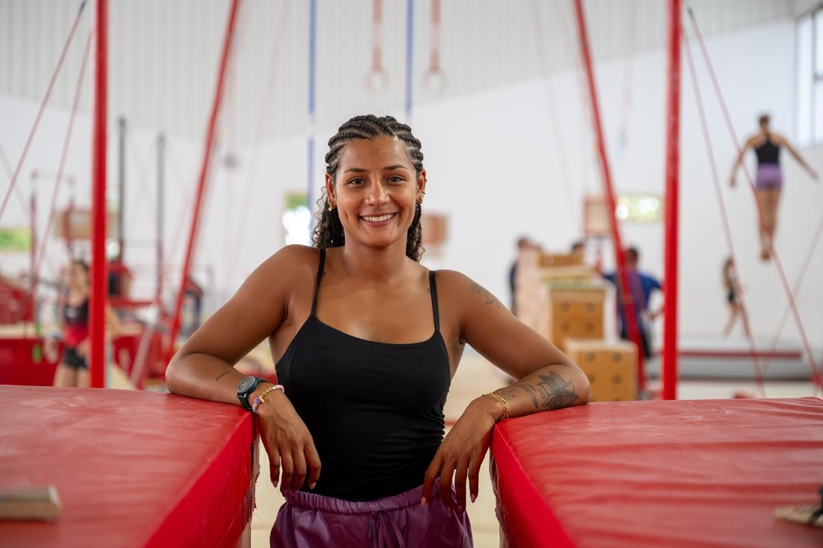 "La mayoría de las chicas salen con trastornos alimentarios", advierte Marine Boyer, gimnasta y tres veces olímpica, durante un curso de formación en La Rochelle.