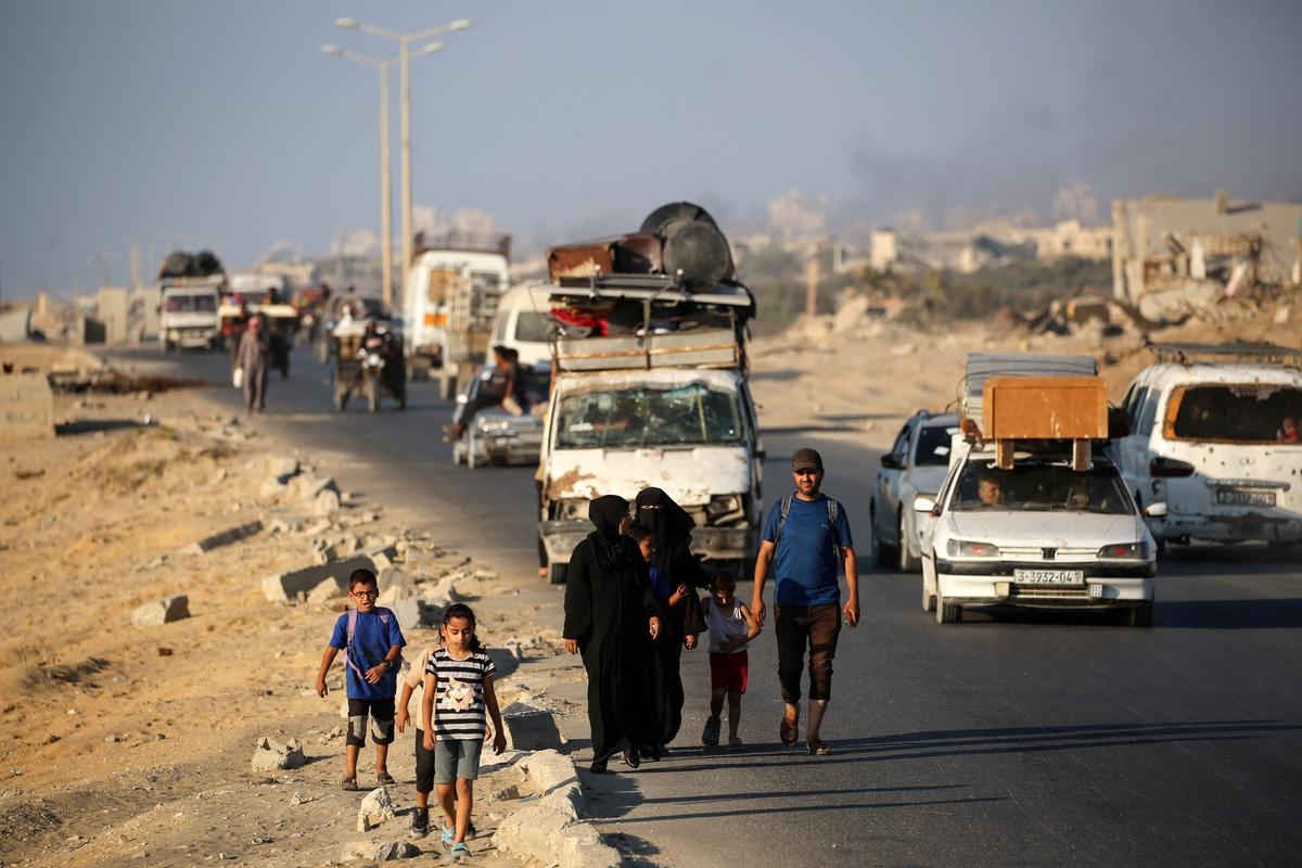 Guerra em Gaza: Exército israelense pede que moradores saiam para uma "zona humanitária" mais ao sul