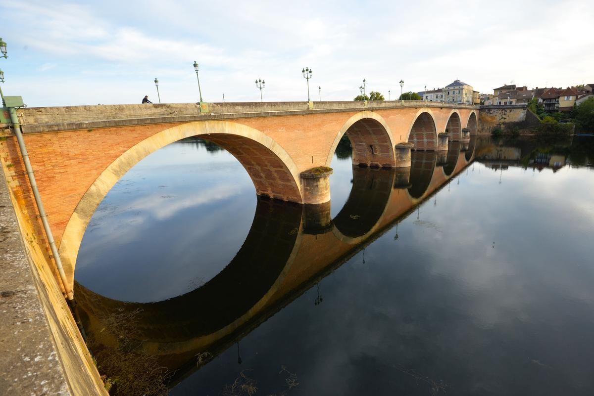 „Eine Miniatur-Steinbrücke“: zwei Jahrhunderte Geschichte der Alten Brücke von Bergerac