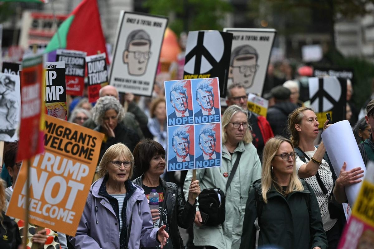 États-Unis : qu’est-ce que le mouvement « Antifa », classé officiellement « terroriste » par Trump ?