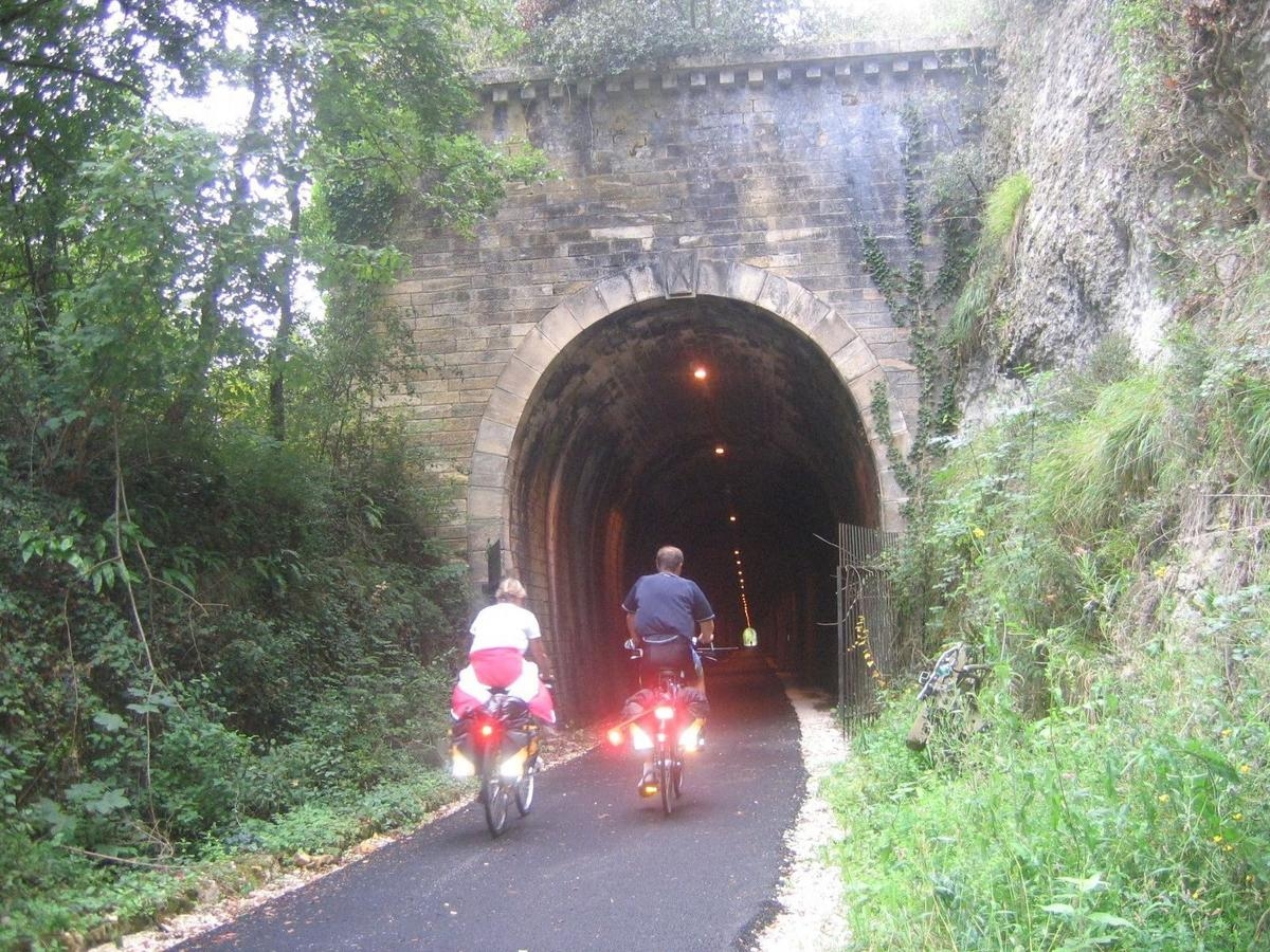 Turismo: um projeto de ciclovia entre Sarlat e o vale do Dordonha