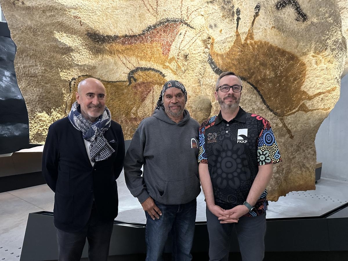 Australian Aboriginal people draw inspiration from Lascaux IV to rebuild sacred cave