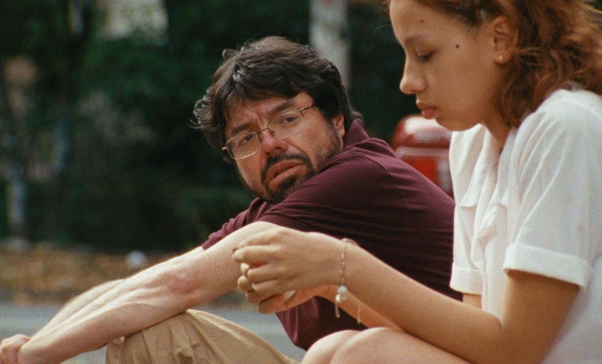 Cinema. We saw "A Poet": an outdated artist who shakes us up