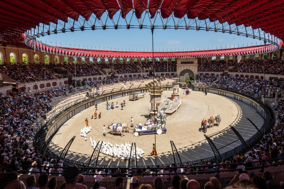Puy du Fou: with three million visitors expected in 2025, the theme park breaks its attendance record