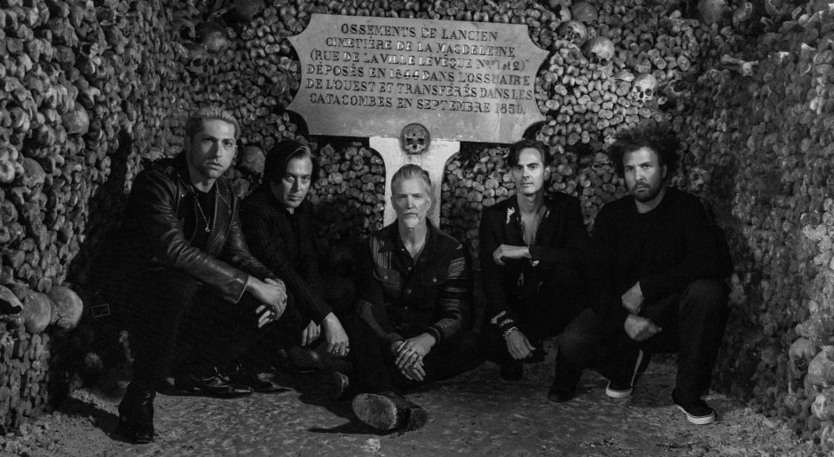 Neu von Queens of the Stone Age. So etwas haben Fans noch nie gesehen