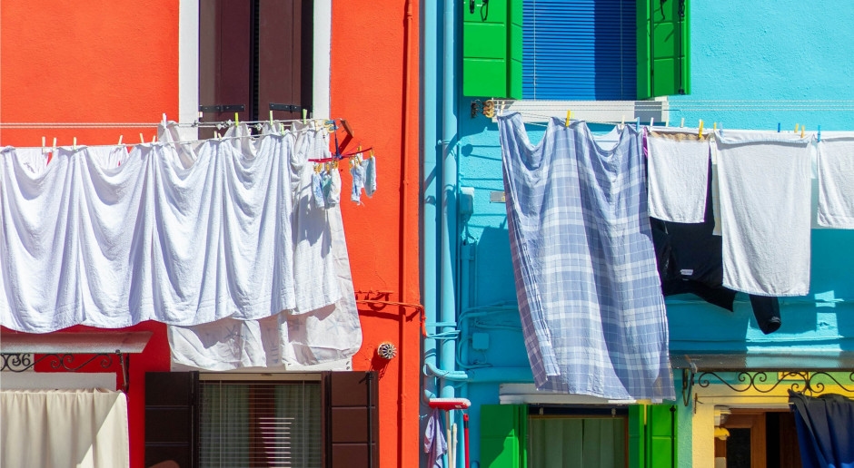 L'île italienne est considérée comme l'endroit le plus coloré du monde. Découvrez ce qu'il faut y visiter.
