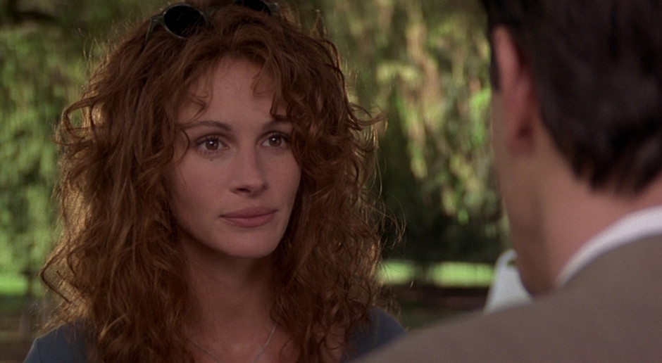 A sequel to the cult '90s romantic comedy starring Julia Roberts is in the works.