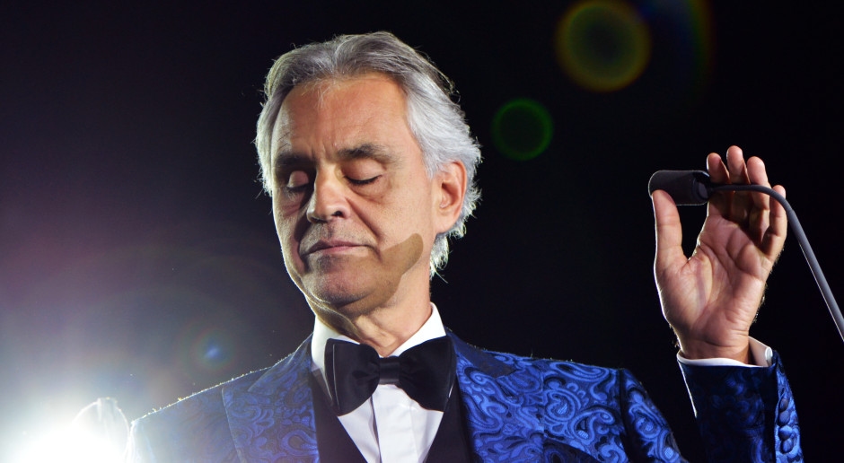 Andrea Bocelli y Pharrell Williams realizaron un concierto en el Vaticano con una intención especial.