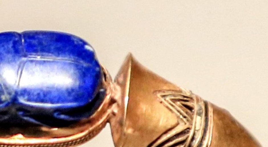 The pharaoh's gold bracelet was stolen by thieves. The ancient treasure is over 3,000 years old.