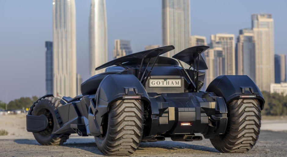 Mercedes rend hommage à Batman. Cette machine est le rêve futuriste de tout super-héros.