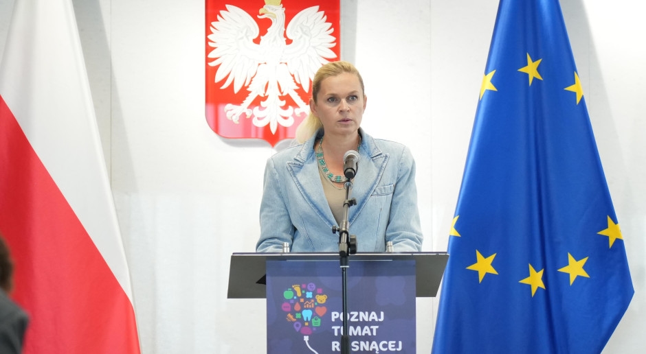 This is the end of schools like we know in Poland. They will no longer be just for students