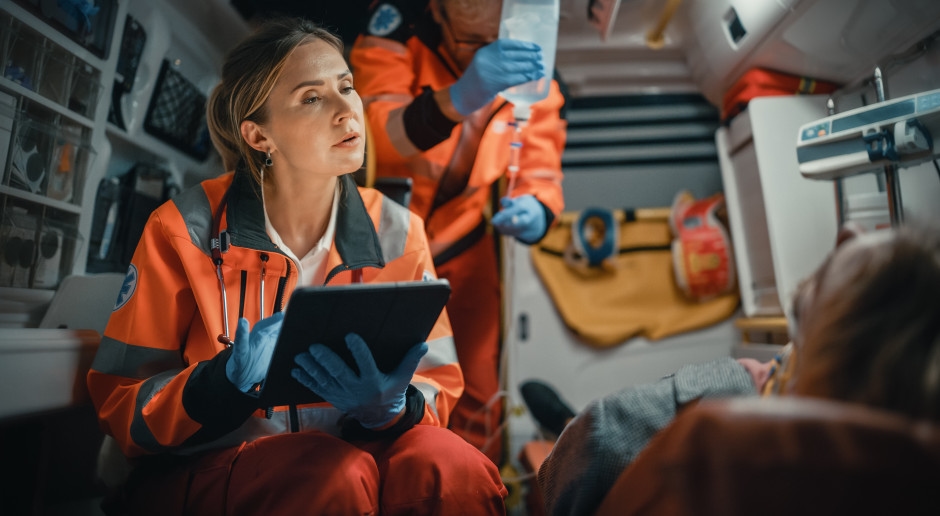 Chega de papelada. A partir de 2026, apenas documentação eletrônica será usada nos serviços de resgate.