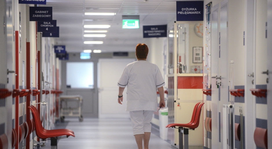 82 PLN per month. New rules and controversy. Nurses want tax relief or exemptions.