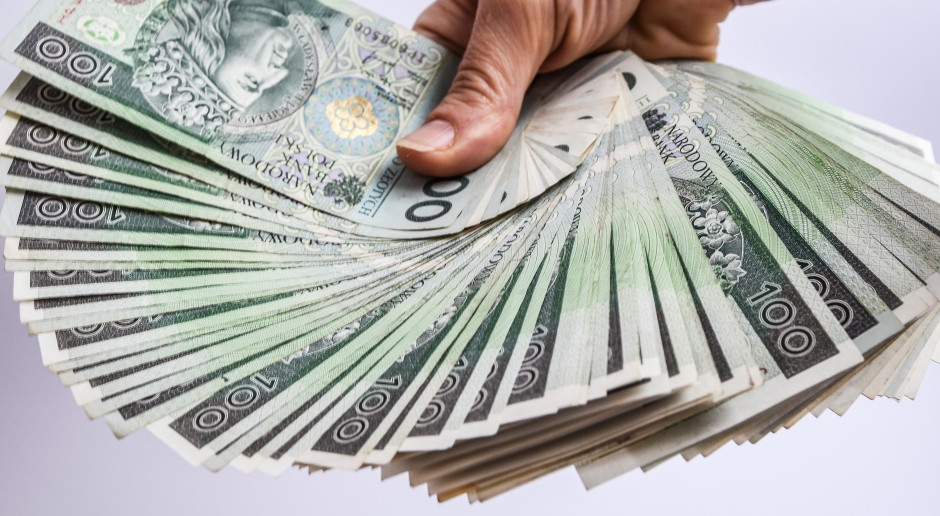 PLN 1,880 will be transferred to our accounts in September. This time, the transfers will not be from the Social Insurance Institution (ZUS).