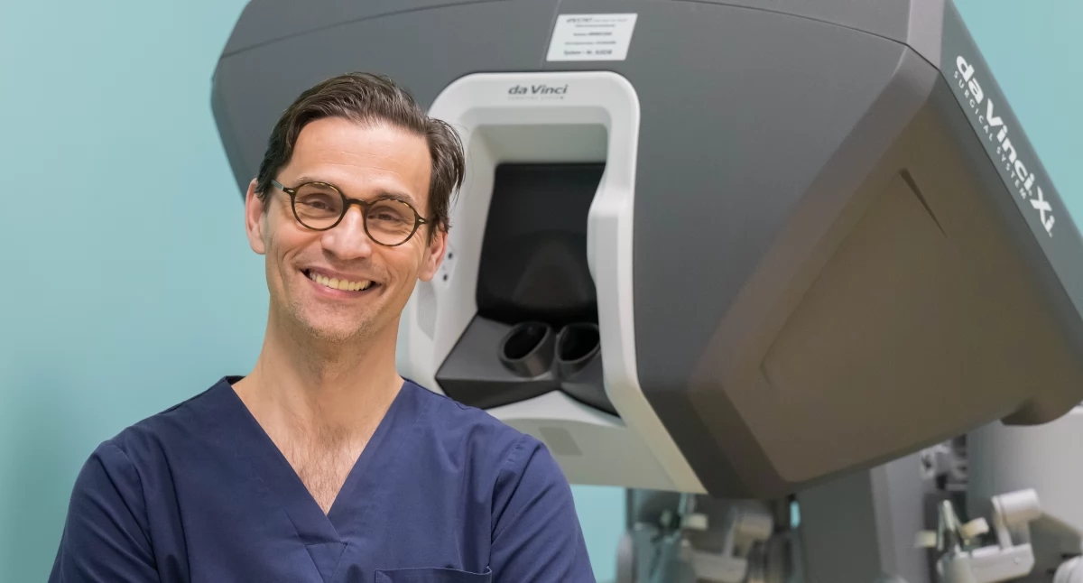 Il Prof. Tomasz Szopiński sullo sviluppo della robotica da Vinci in urologia: "Oggi la chirurgia robotica ha sempre meno controindicazioni" [INTERVISTA]