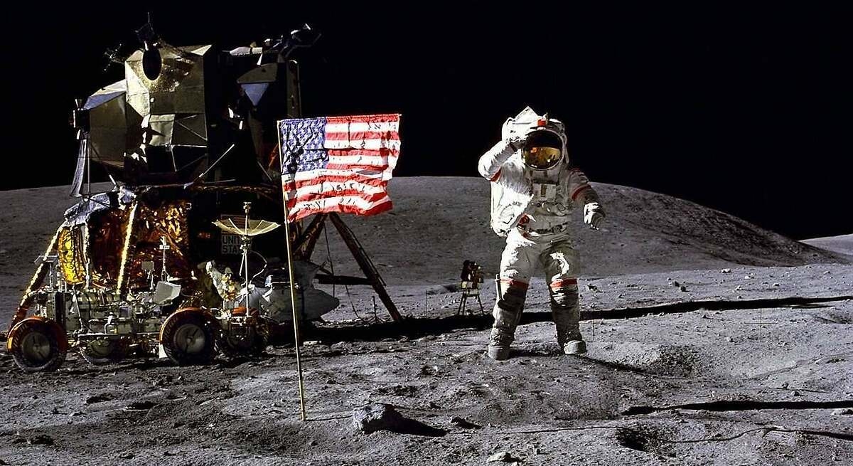 Guerra abierta entre la NASA y China tras el veto a sus ciudadanos: "Quieren volver a la Luna antes que nosotros. Eso no va a suceder"