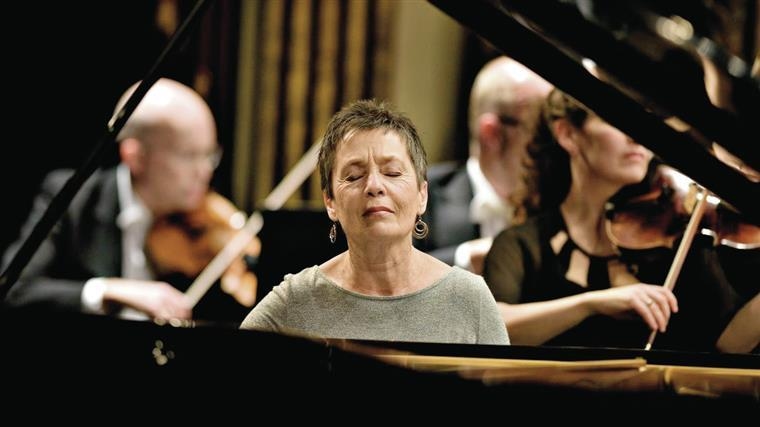Maria João Pires si allontanerà dal palco “per un po’”