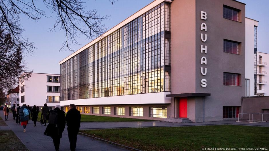 100 anos da Bauhaus Dessau - "indo ao cerne"