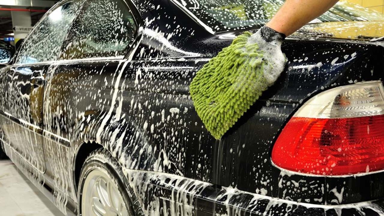 The fine for washing a car in front of your house is 4 million lira!
