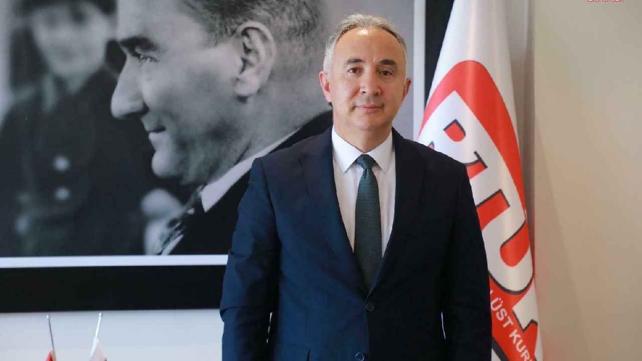 Tuncay Keser, que votou contra a decisão de bloquear a TELE1, lembrou ao Tribunal Constitucional as decisões do Tribunal Europeu de Direitos Humanos.