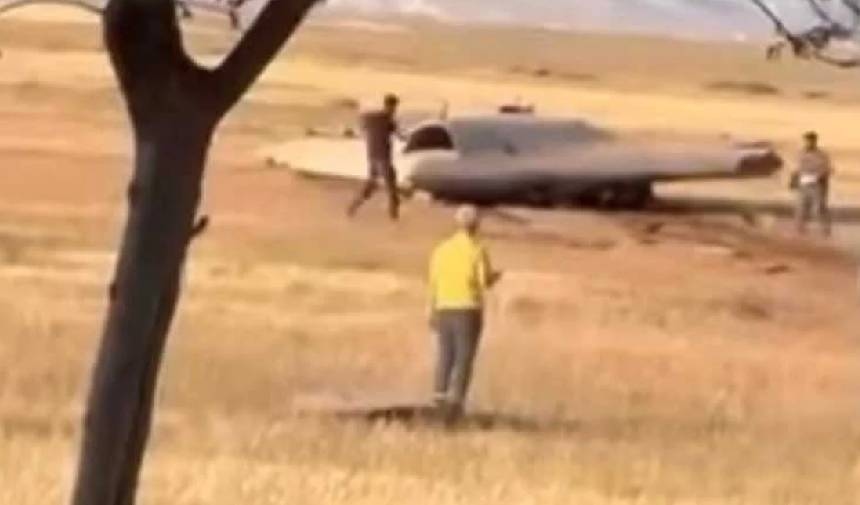 Konya'da tatbikatta ANKA-3 boş araziye acil iniş yaptı