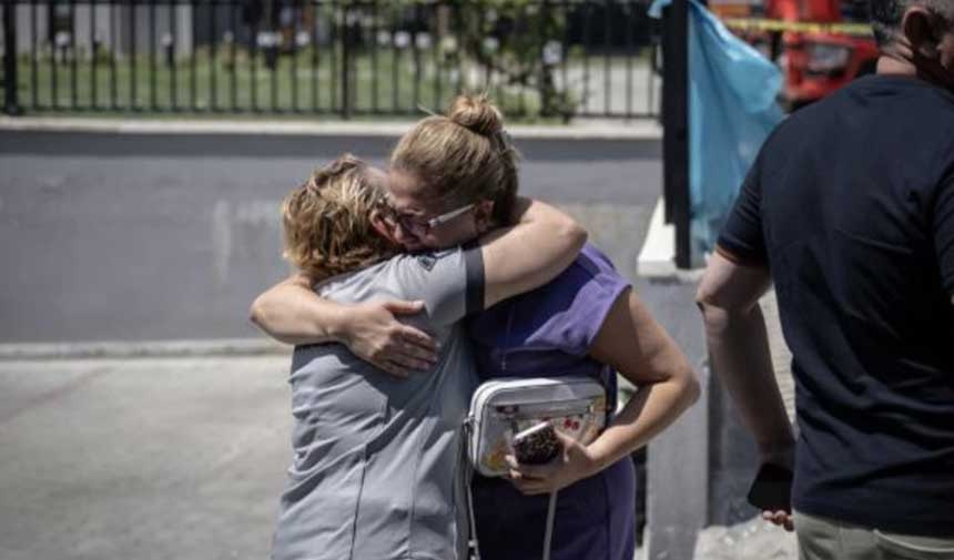 Tres personas murieron quemadas. Seis fueron capturadas.