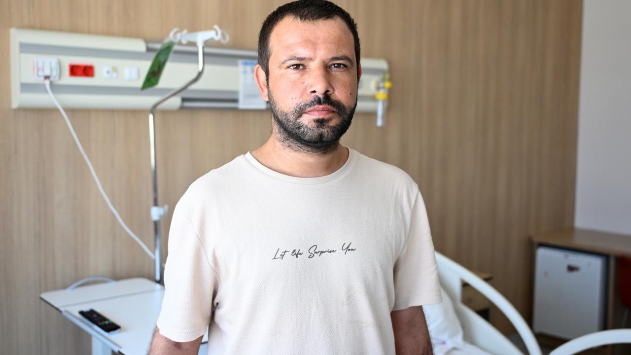 Trabajador electrocutado se salva de perder cuatro extremidades con trasplante de tejido