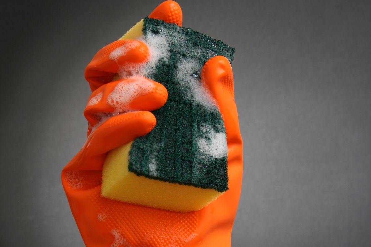 Beyond Cleaning: 3 Sponge Tricks That Can Save Your Day
