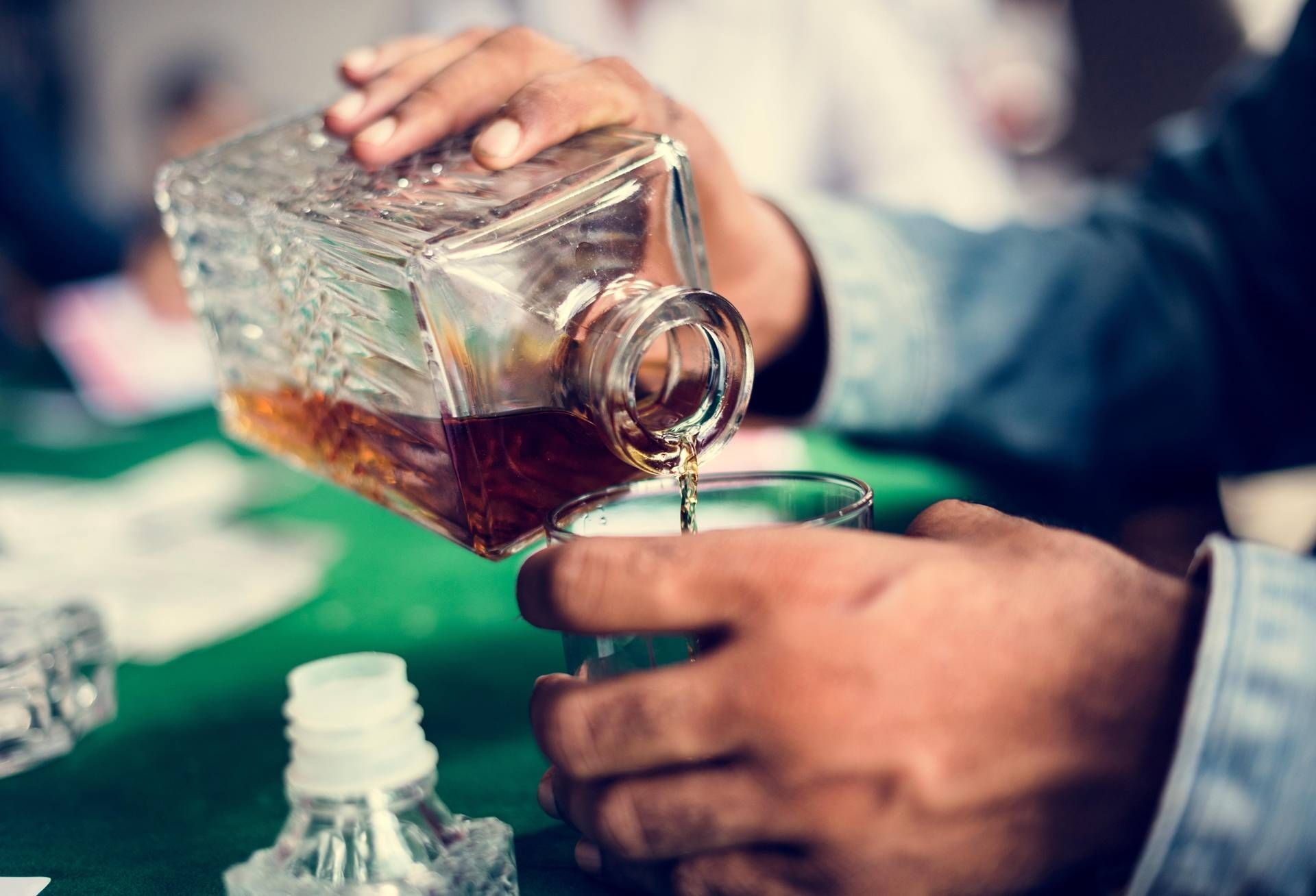 Nieuwe medicijnen tegen obesitas verminderen alcoholconsumptie met tweederde: onderzoek