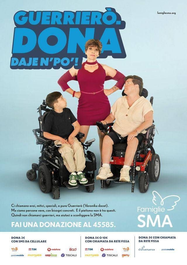 Veronika-Lucia Ocone vende 'Guerrierò', a campanha irreverente da Famiglie Sma
