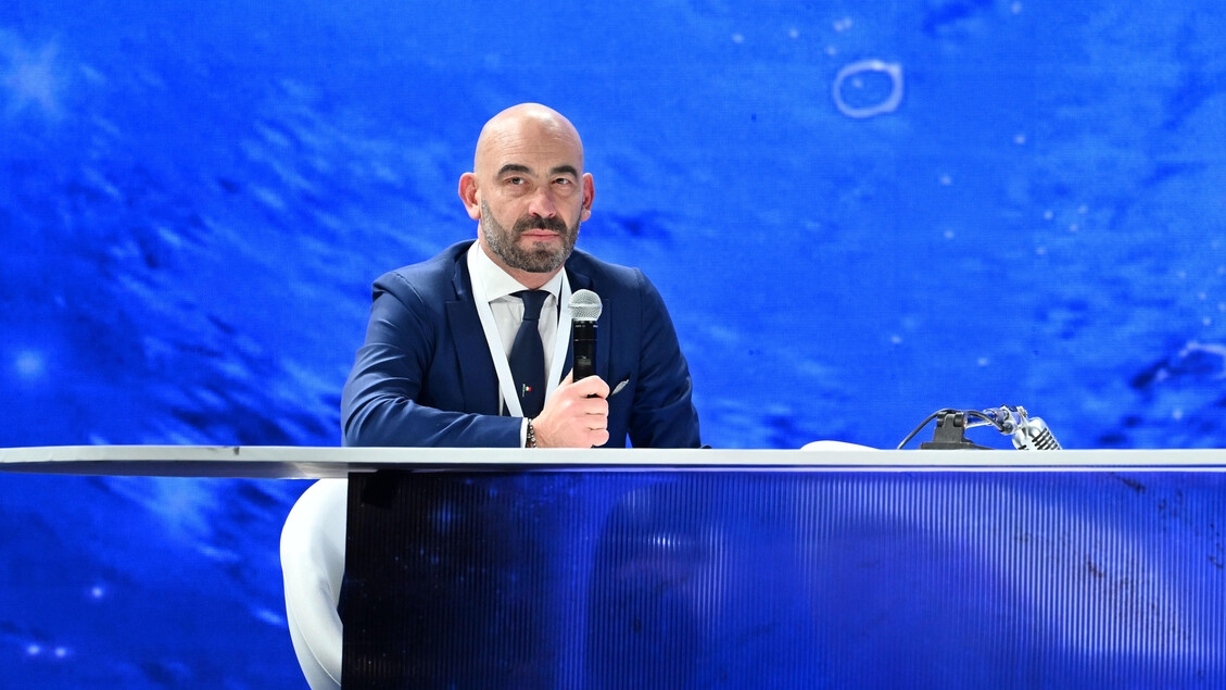 Bassetti krijgt doodsbedreigingen: "Dat gebeurt als je het veld betreedt."