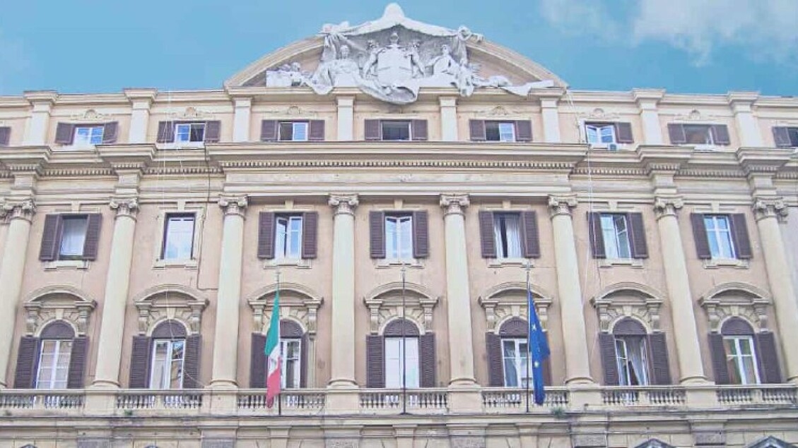 Lo spread Tra Btp e Bund tedeschi apre in calo a 77,9 punti