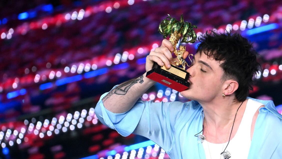 Lista de éxitos: Olly regresa a la cima con "Tutta Vita"