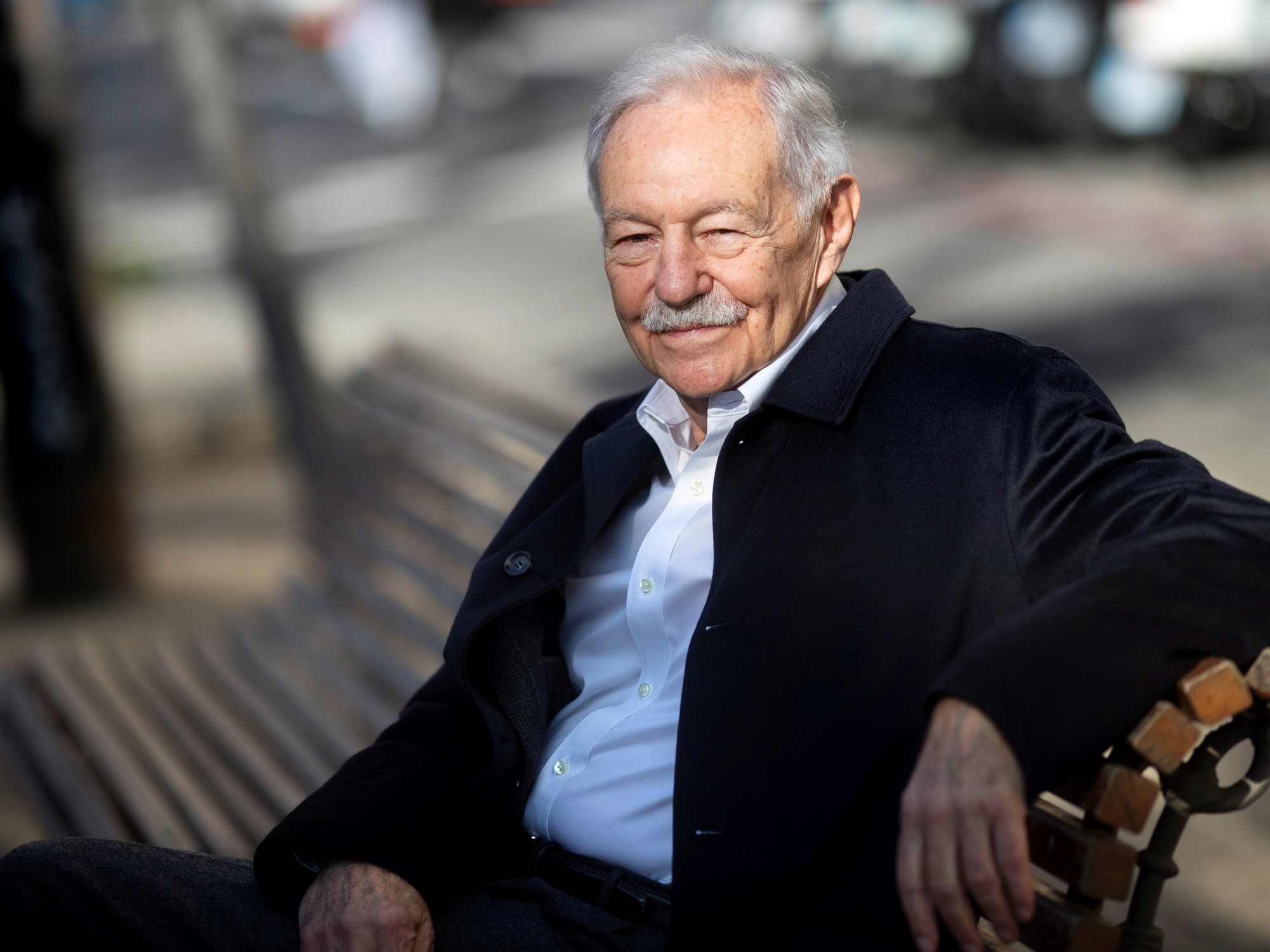 Der spanische Schriftsteller Eduardo Mendoza gewann den Prinzessin-von-Asturien-Literaturpreis 2025.