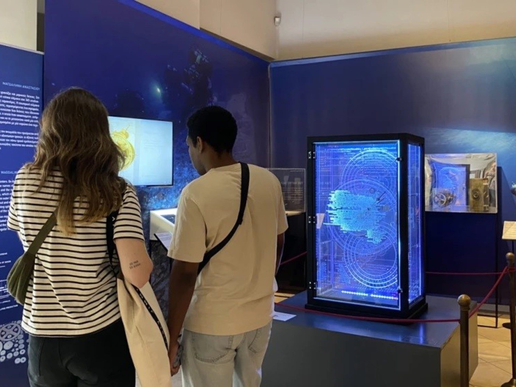 Porte automatiche e un computer di 2.100 anni: un viaggio attraverso la tecnologia dell'antica Grecia