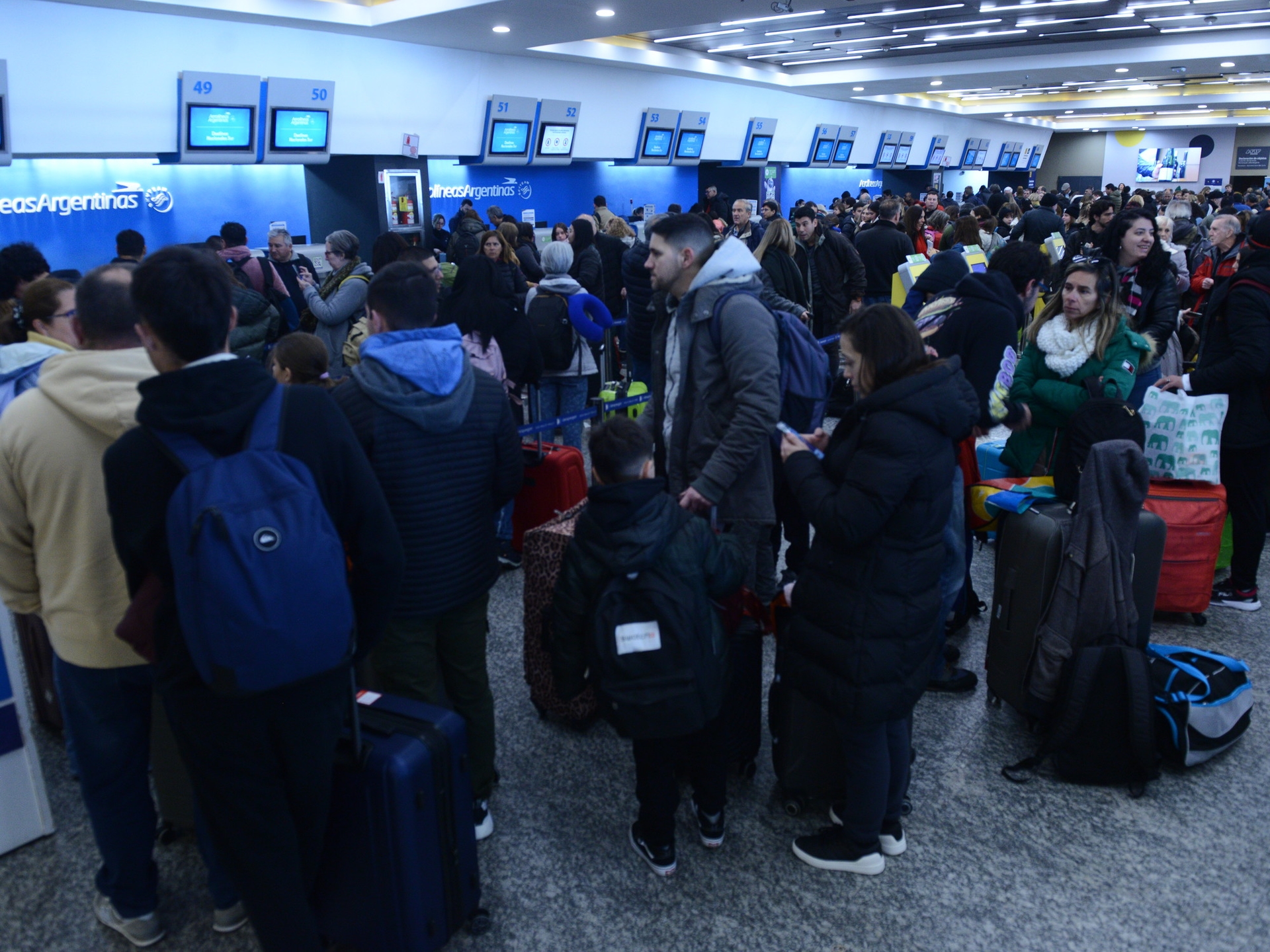 Quanto custam as passagens aéreas para a Argentina durante as férias de inverno de 2025?