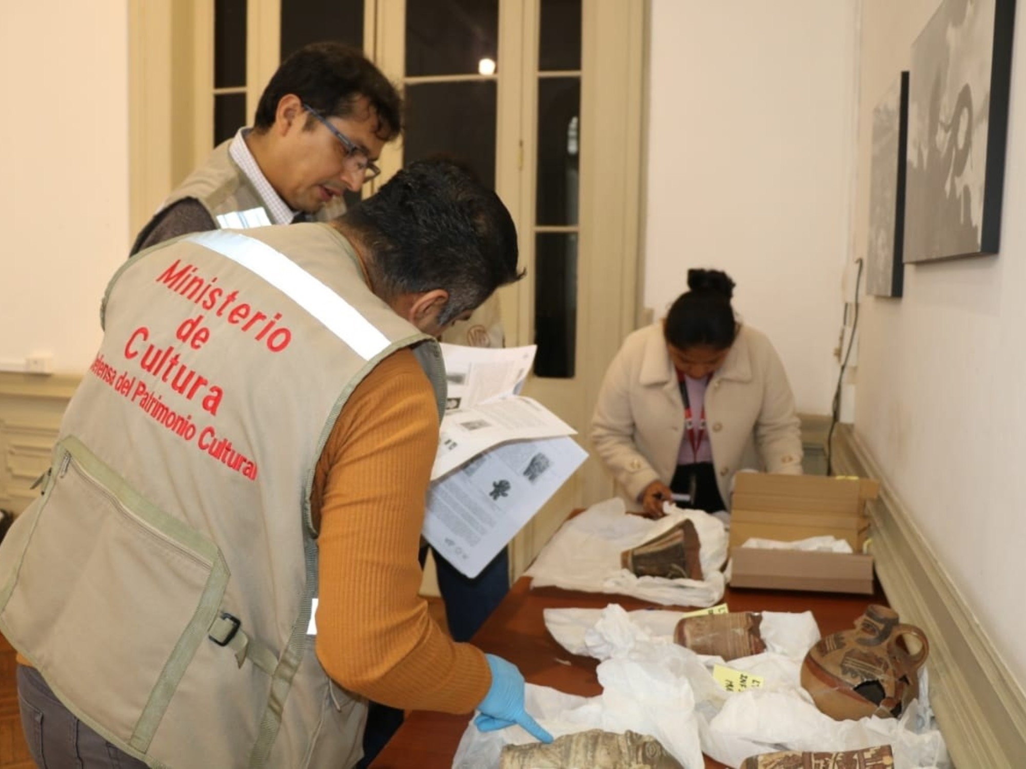 O Peru recebeu 132 peças arqueológicas pré-hispânicas recuperadas da Bélgica, Estados Unidos e Suíça.