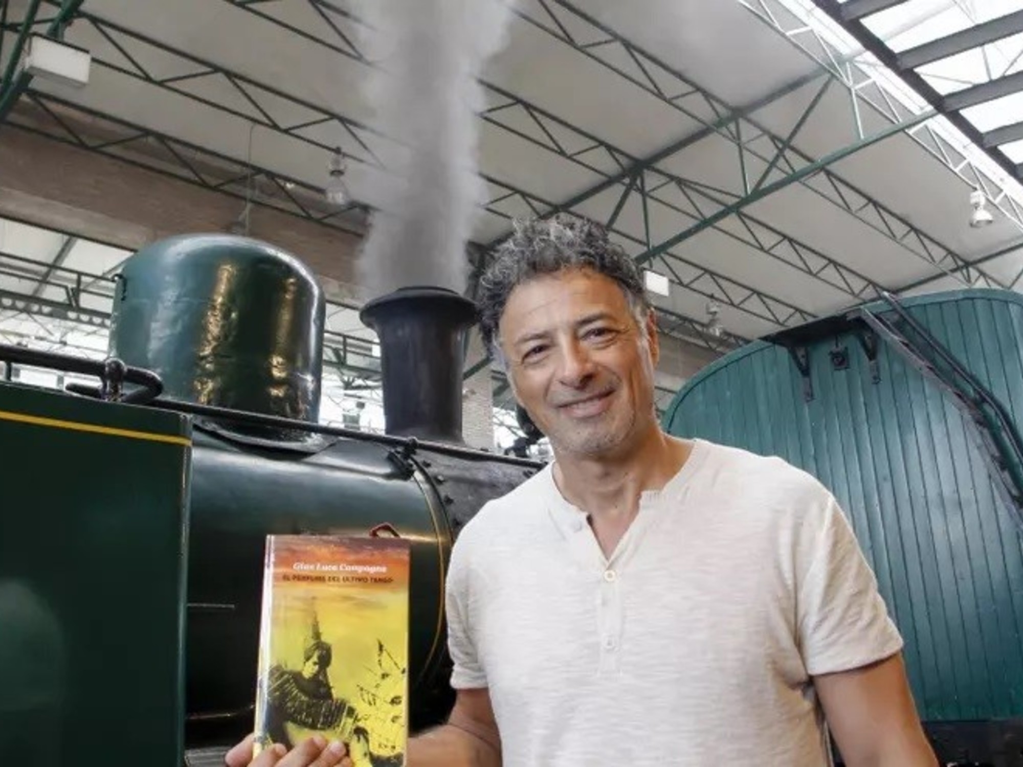 Italian writer Gian Luca Campagna asks the Argentine people for forgiveness.