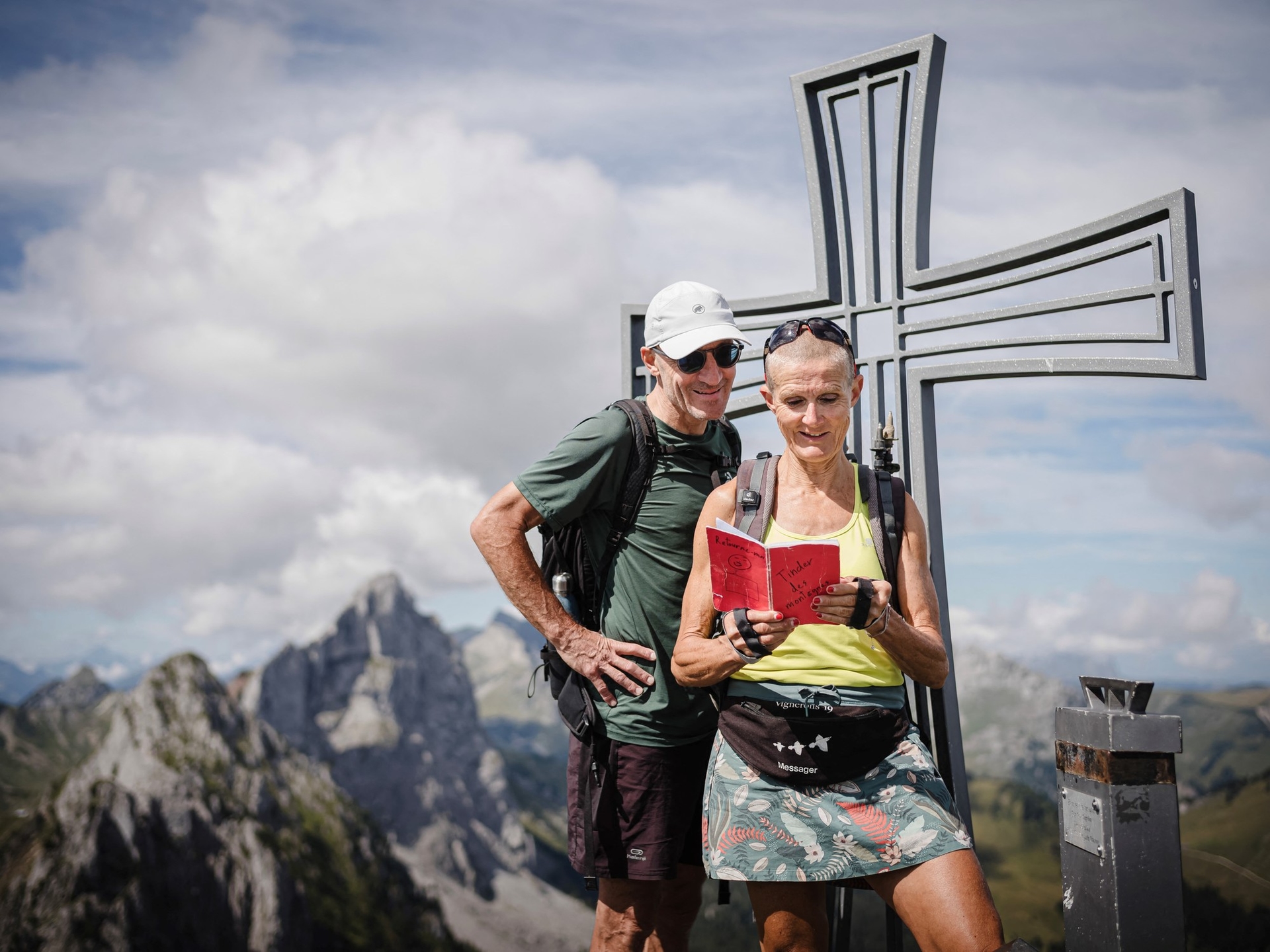 Como funciona o Mountain Tinder: o método do caderno vermelho e o segredo dos filtros