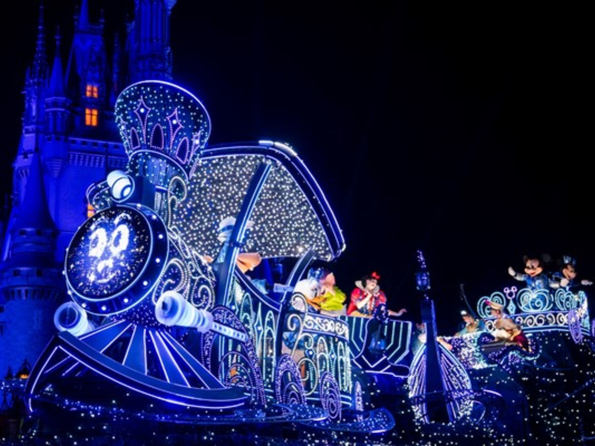 Nighttime parades, high-speed cars, a villain show, a revamped Little Mermaid, and a pirate cantina: all the new features at Disney World parks in Orlando.