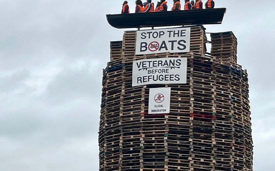 Northern Ireland: Controversy over artwork depicting migrants burning on a pyre: racist for some, "artistic protest" for others