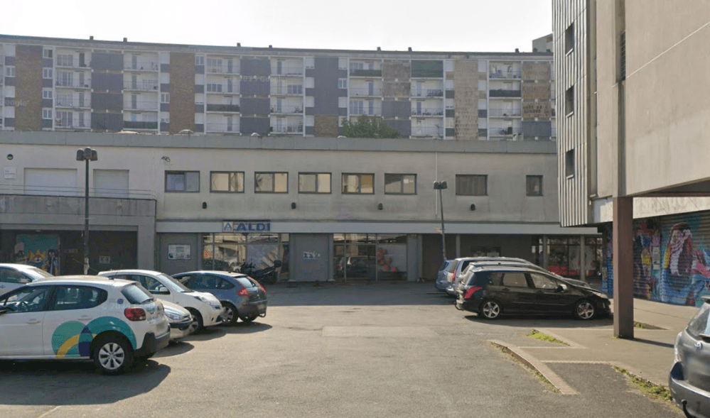"Kill him, kill him!": a young man chased by a dozen individuals then stabbed to death in a district of Rennes; he was known for narcotics