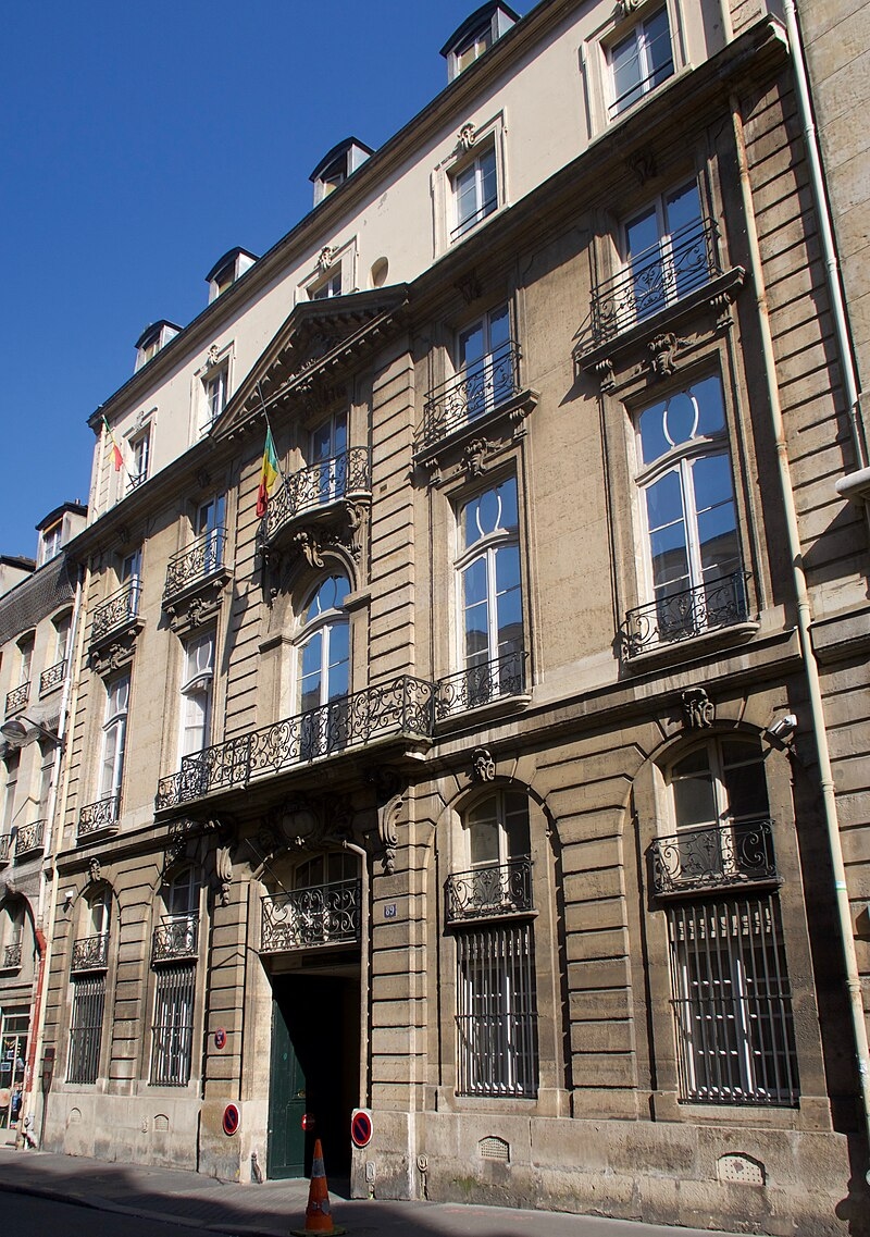 París expulsa a dos agentes malienses: respuesta a la detención de un agente de la DGSE en Bamako; se rompe la cooperación en materia de seguridad
