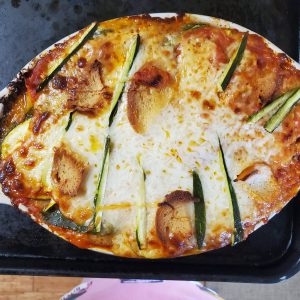 C'è una stagione con Molly Parr: lasagna di zucchine e pane di campagna: una delizia estiva